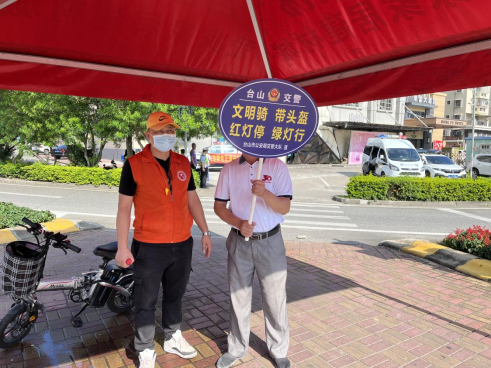 【文明交通志愿服务】摩电安全出行 做交通文明人124.png