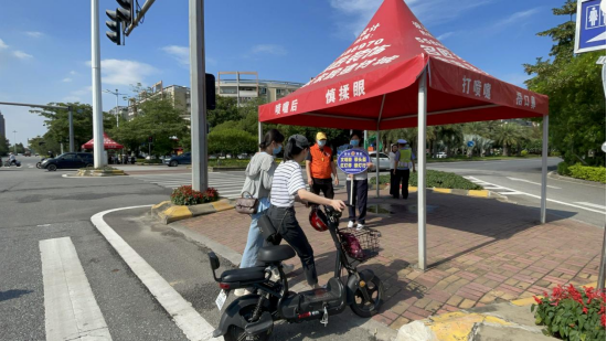 【文明交通志愿服务】摩电安全出行 做交通文明人219.png