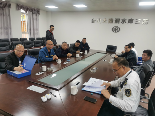 立足隐患排查 联合开展水上交通安全检查380.png