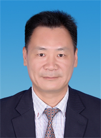 黄君奕.jpg
