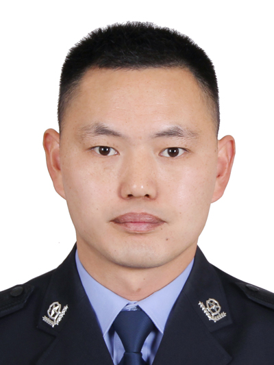 杨德良.png
