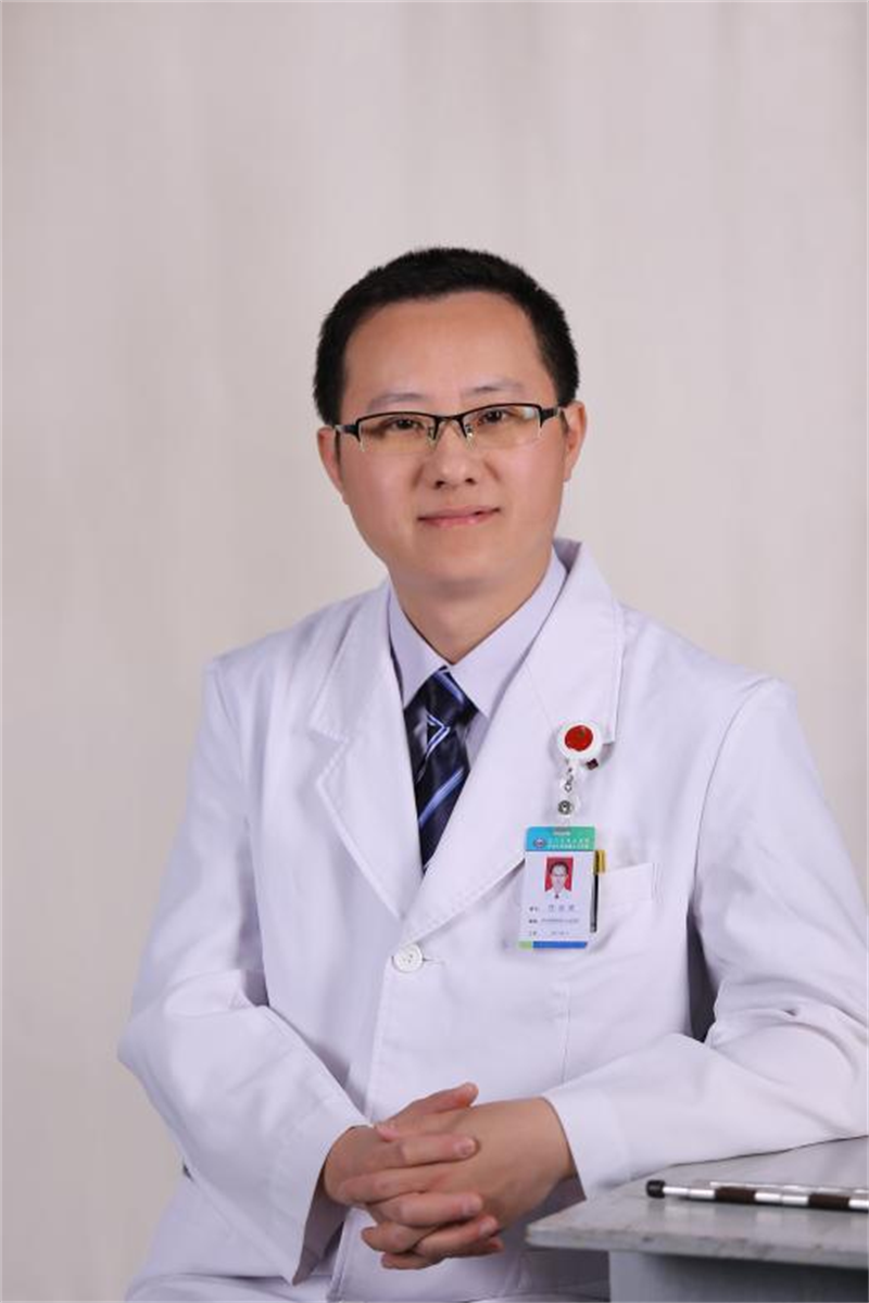 伍远维.png